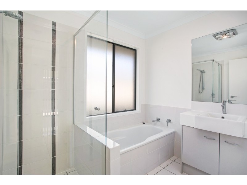 15 Grasshawk Drive, Chisholm NSW 2322