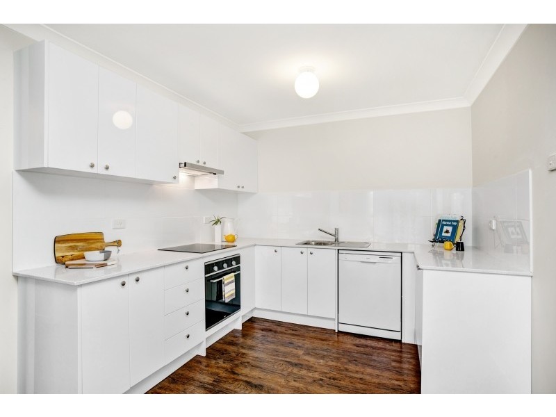 1/24 Denton Park Drive, Rutherford NSW 2320