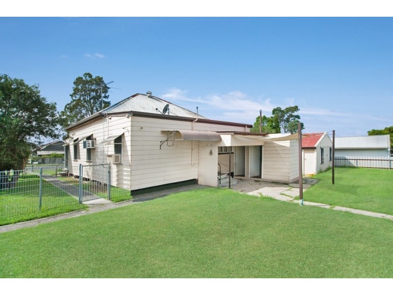 27 Farnsworth Street, Thornton NSW 2322