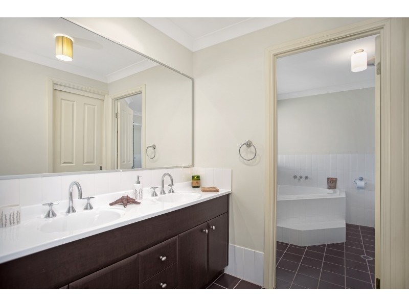 68 Forbes Crescent, Cliftleigh NSW 2321