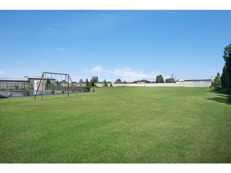 68 Forbes Crescent, Cliftleigh NSW 2321