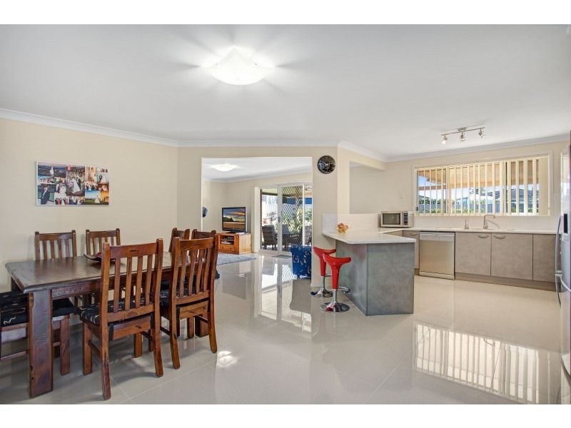 2 Garrie Close, Thornton NSW 2322