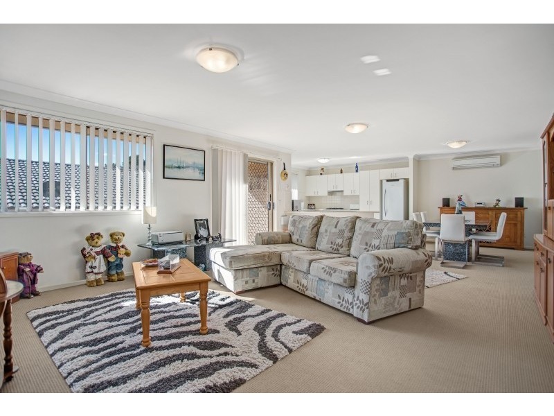 5 Cambrian Place, East Maitland NSW 2323