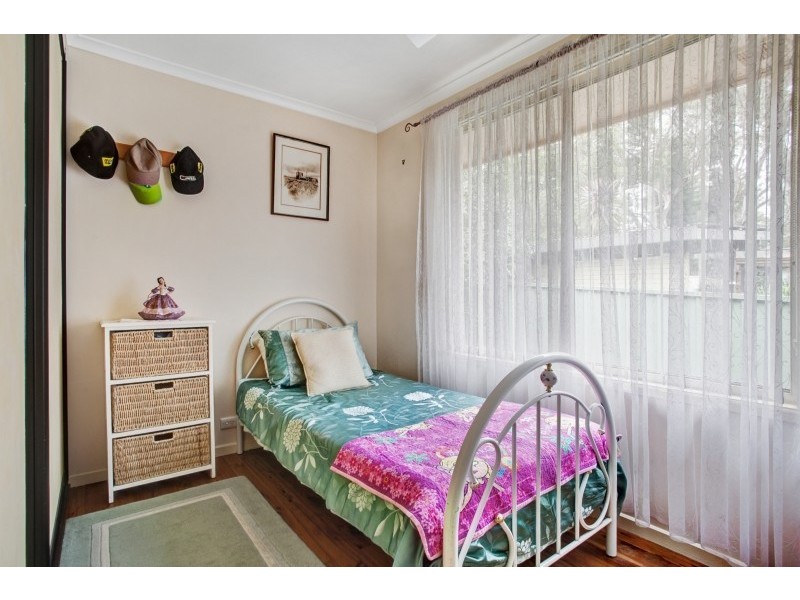 24 Woolley Close, Thornton NSW 2322