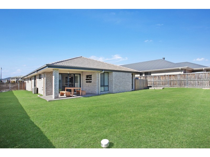 15 Mistfly Street, Chisholm NSW 2322