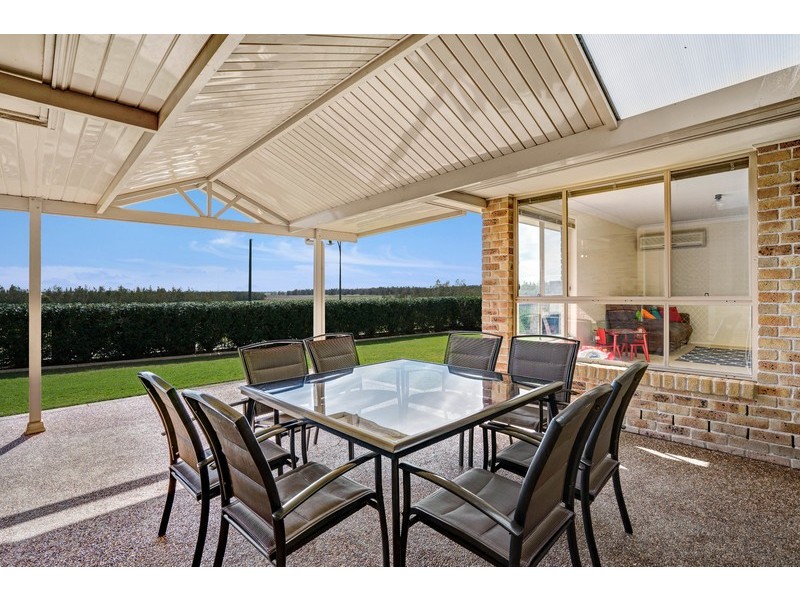 97 Somerset Drive, Thornton NSW 2322