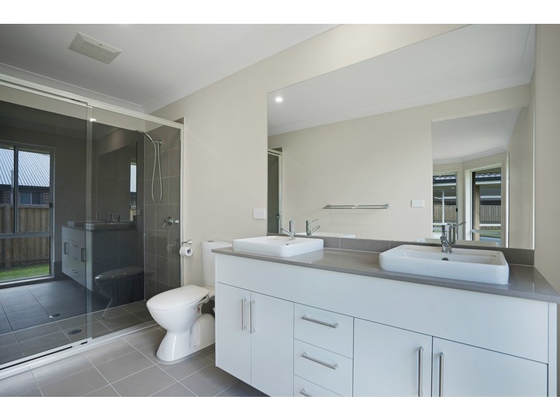 52 Dragonfly Drive, Chisholm NSW 2322