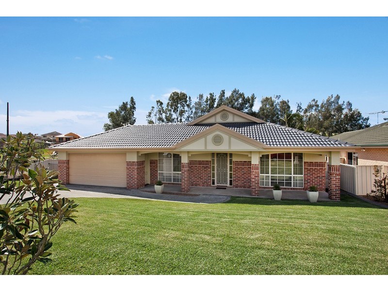 9 Featherwood Place, Thornton NSW 2322