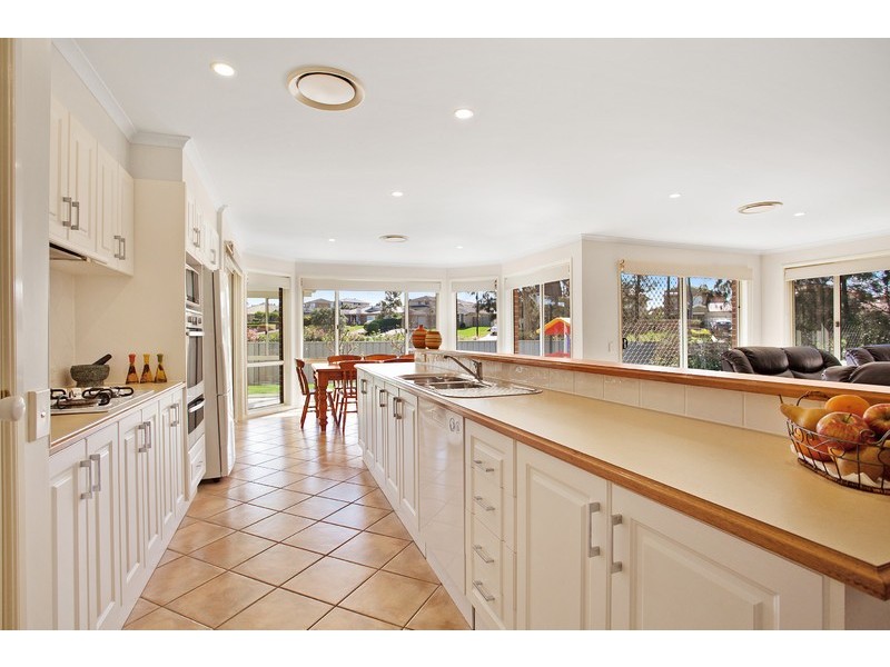 9 Featherwood Place, Thornton NSW 2322