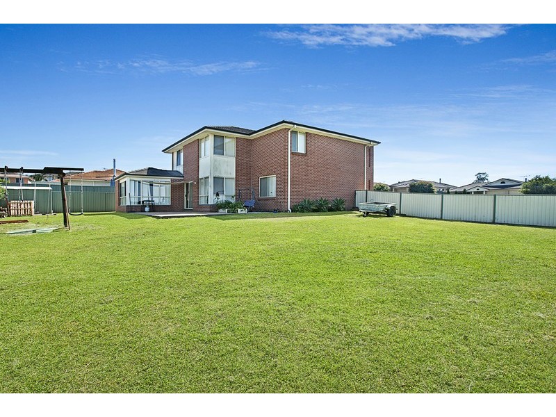 10 Laurel Close, Thornton NSW 2322