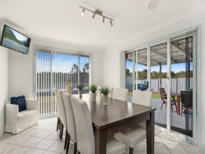 41 Streeton Drive, Metford NSW 2323