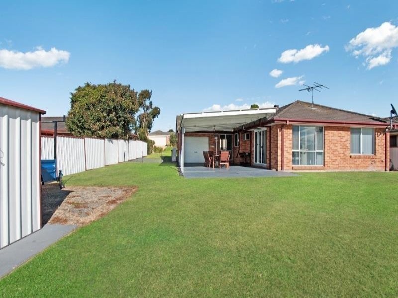 41 Streeton Drive, Metford NSW 2323