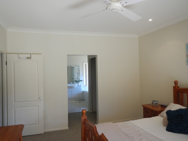 2 Figtree Close, Medowie NSW 2318