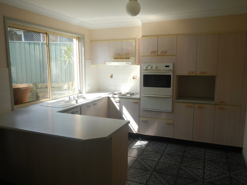 17 Laurina Street, Medowie NSW 2318