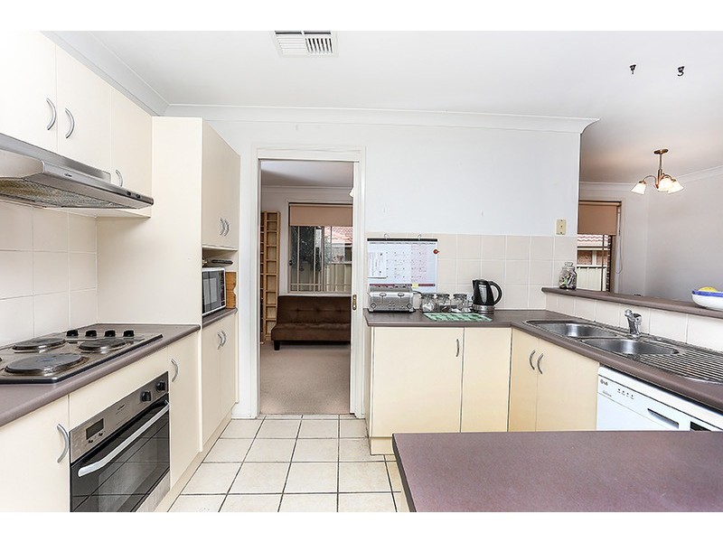 112 Kindlebark Drive, Medowie NSW 2318