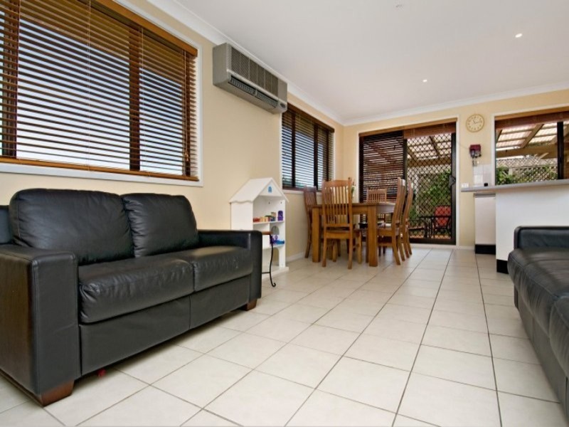 4 Hakea Parade, Medowie NSW 2318