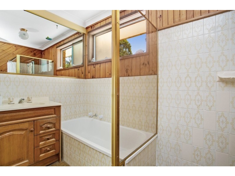 23 Shady Avenue, Salt Ash NSW 2318