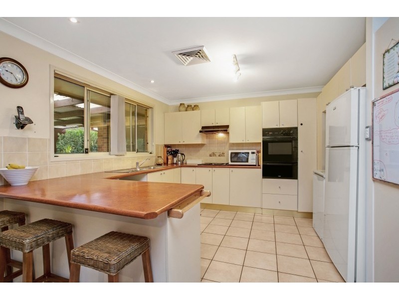 6 Redgum Road, Medowie NSW 2318