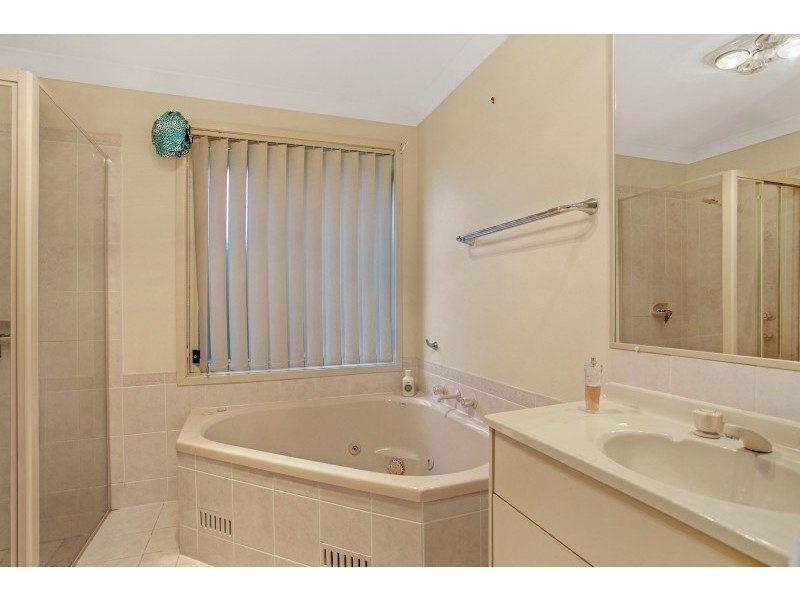 6 Redgum Road, Medowie NSW 2318