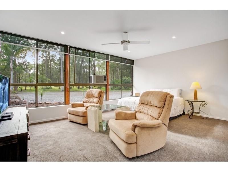 6 Abercrombie Road, Medowie NSW 2318