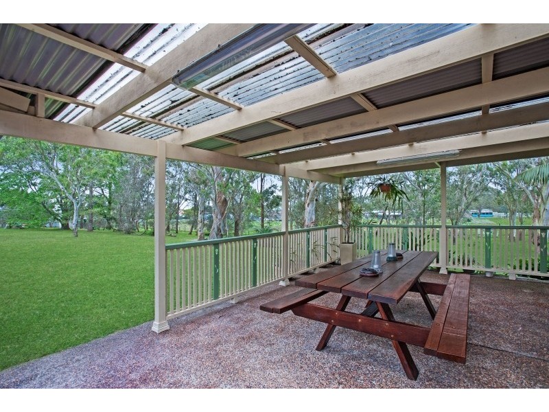 5 Rookes Road, Salt Ash NSW 2318