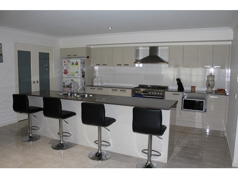 5 Figtree Close, Medowie NSW 2318