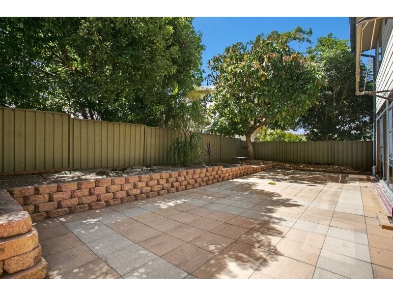 24 Beach Road, Lemon Tree Passage NSW 2319