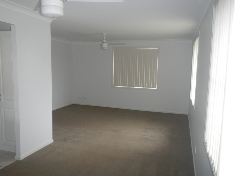 2 Myrtle Place, Medowie NSW 2318