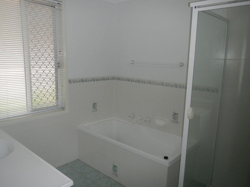 2 Myrtle Place, Medowie NSW 2318