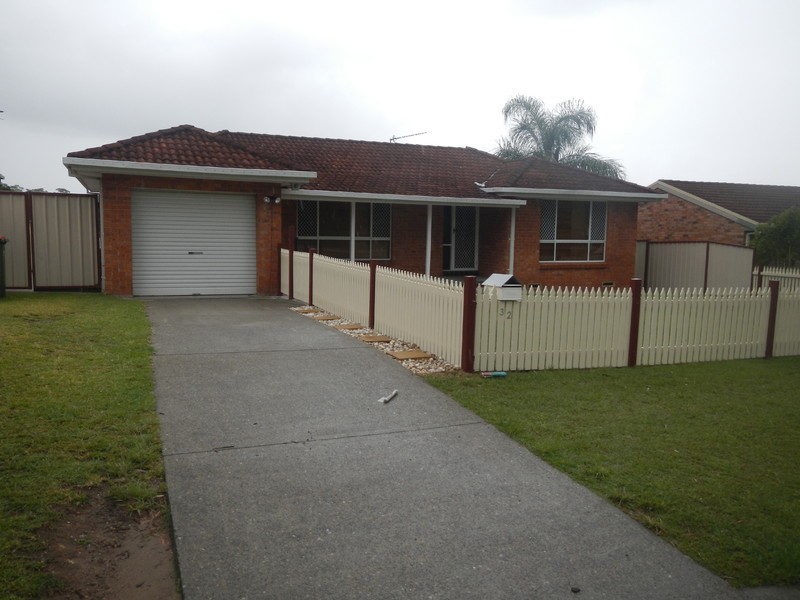 32 Laurina Street, Medowie NSW 2318