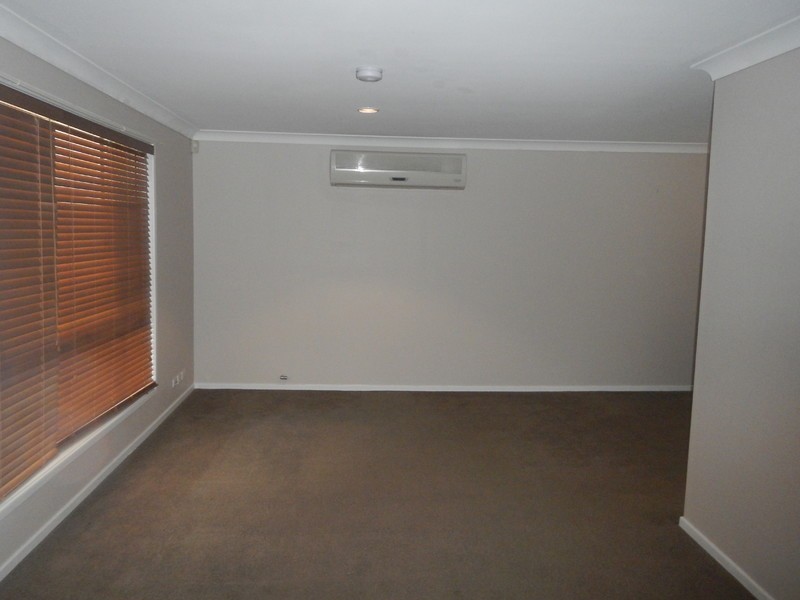 32 Laurina Street, Medowie NSW 2318