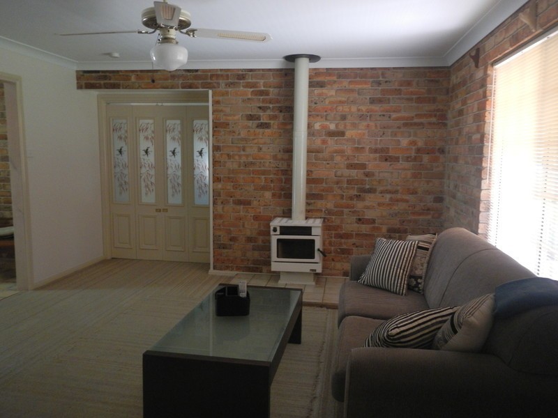 7 Overland Avenue, Medowie NSW 2318