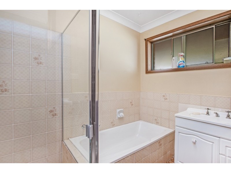 17 Ringwood Road, Medowie NSW 2318