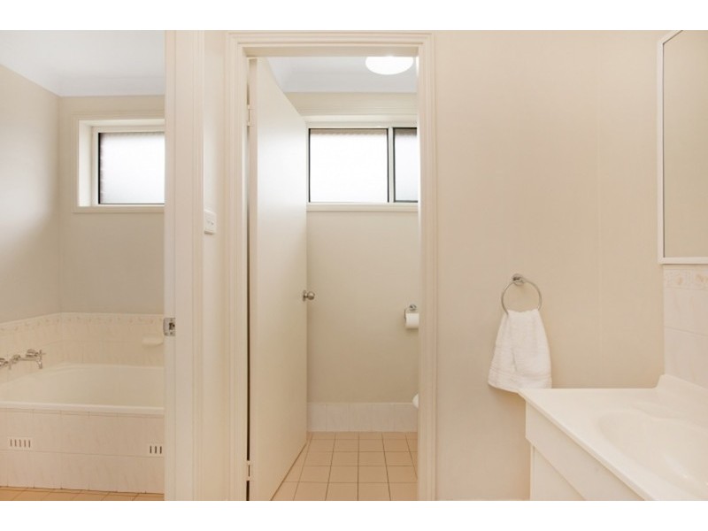 10 Burrowell Close, Raymond Terrace NSW 2324