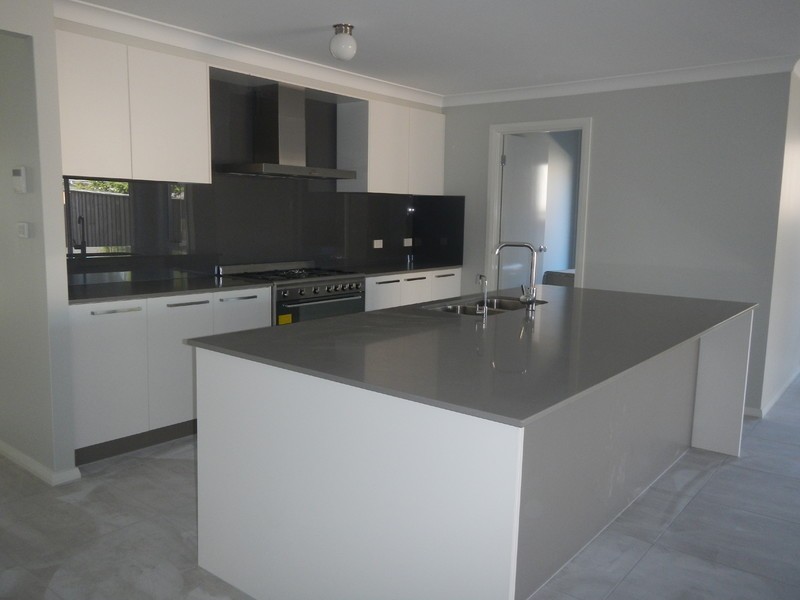 135 Sunningdale Circuit, Medowie NSW 2318