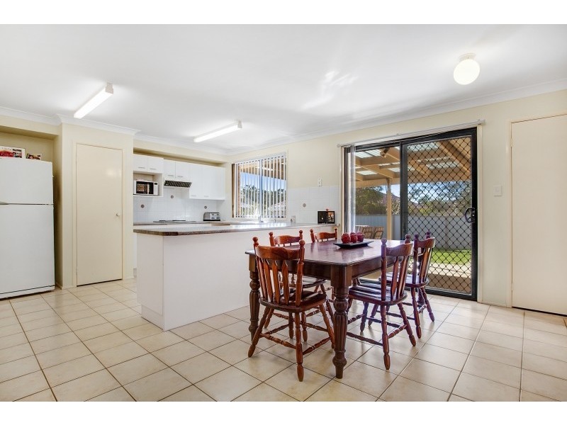 71 Federation Drive, Medowie NSW 2318