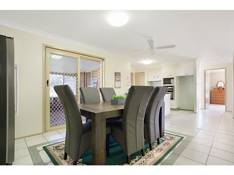 1 Moxey Close, Raymond Terrace NSW 2324