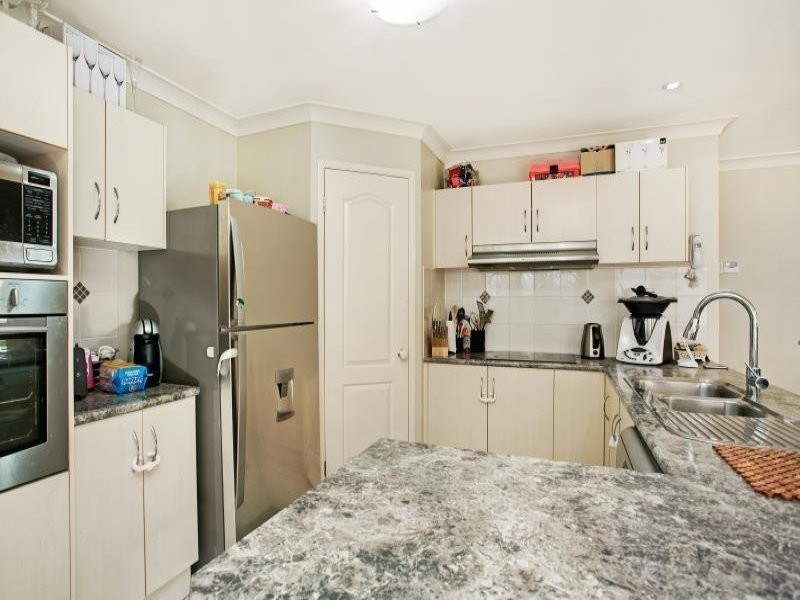 37 Robina Avenue, Medowie NSW 2318