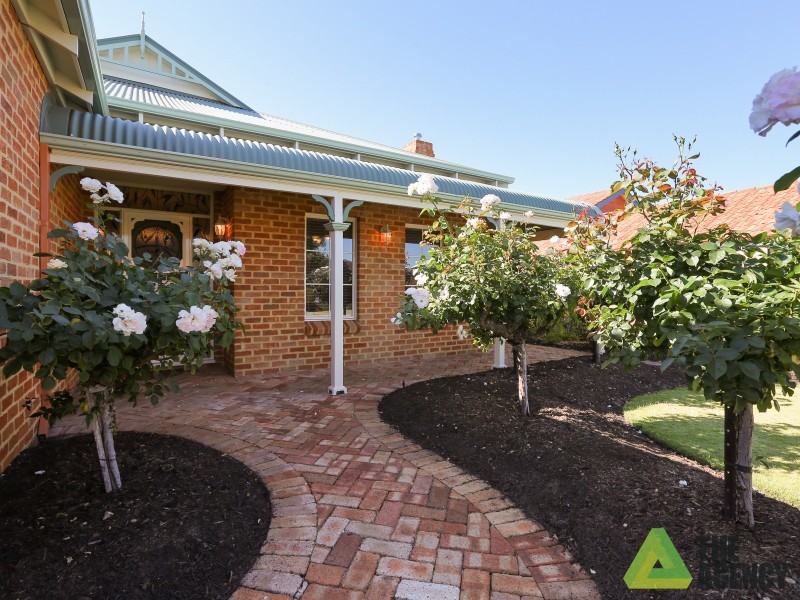 30 Bramdean Crescent, Canning Vale WA 6155