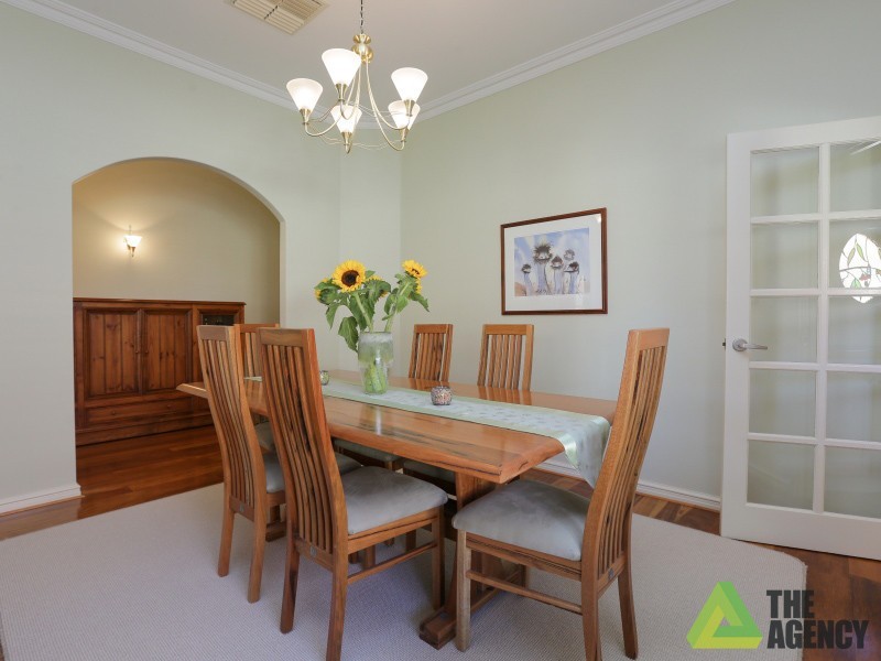 30 Bramdean Crescent, Canning Vale WA 6155