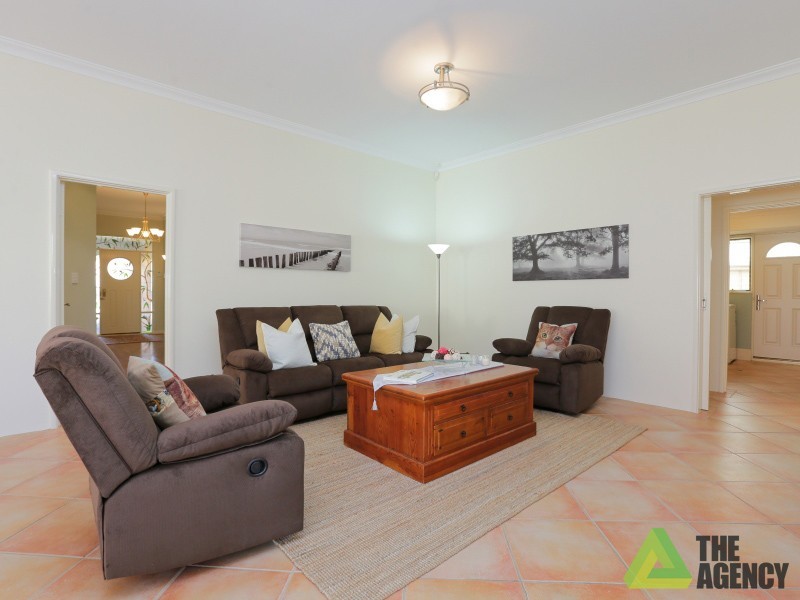 30 Bramdean Crescent, Canning Vale WA 6155