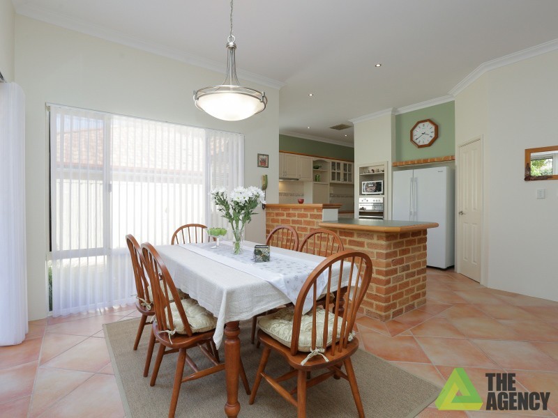 30 Bramdean Crescent, Canning Vale WA 6155