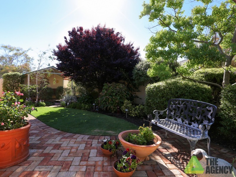 30 Bramdean Crescent, Canning Vale WA 6155