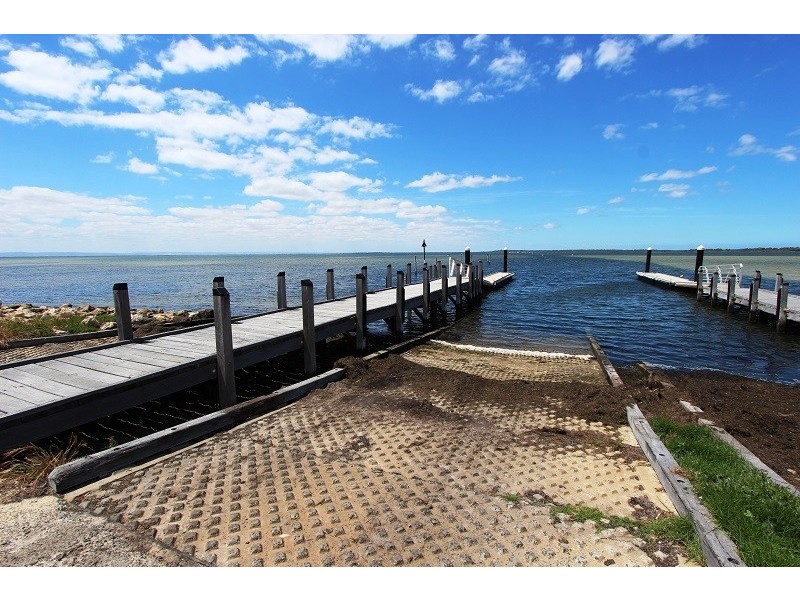 1 Irving Avenue, Falcon WA 6210