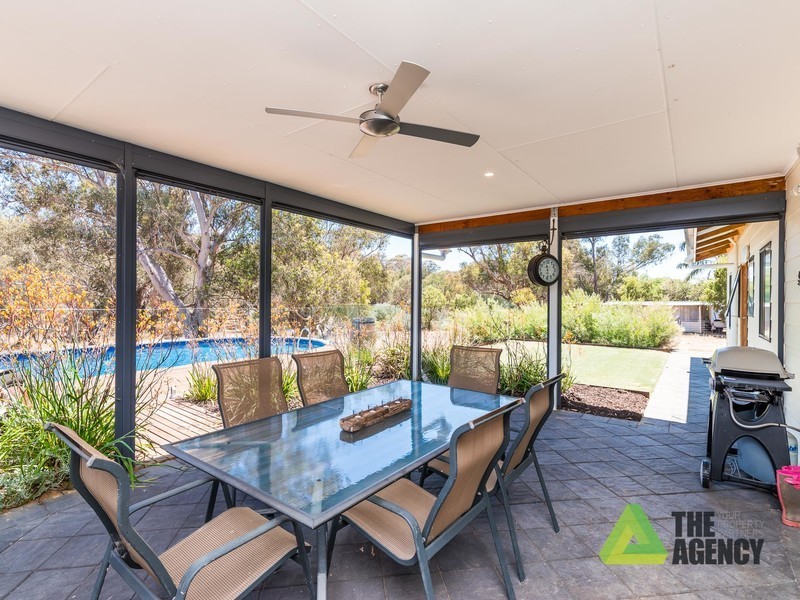 15 Refractory Road, Bakers Hill WA 6562