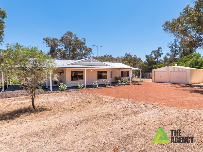 15 Refractory Road, Bakers Hill WA 6562