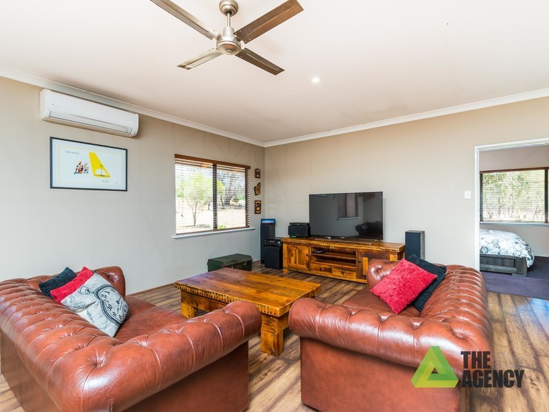 15 Refractory Road, Bakers Hill WA 6562