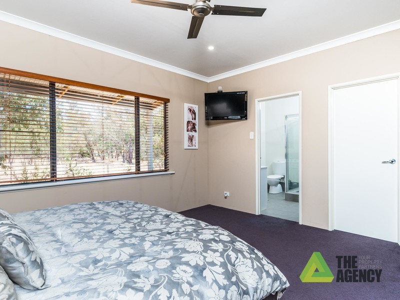 15 Refractory Road, Bakers Hill WA 6562