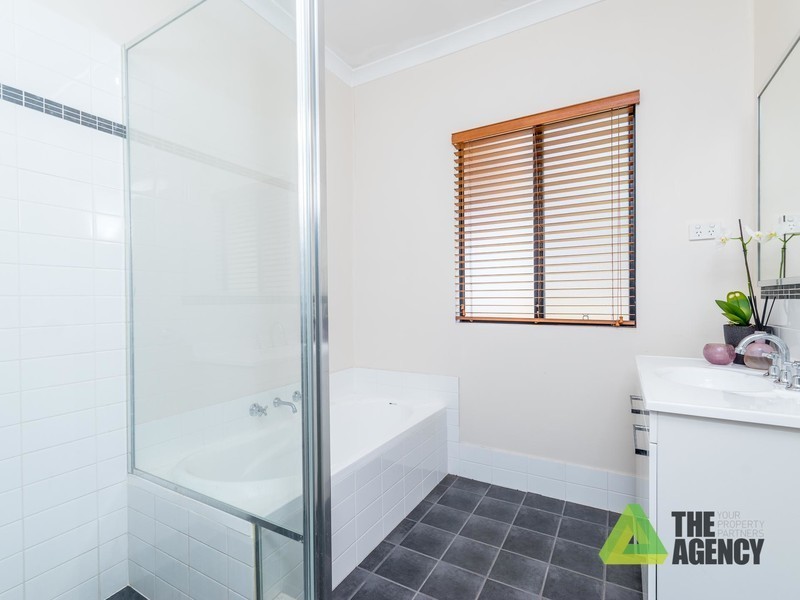 15 Refractory Road, Bakers Hill WA 6562