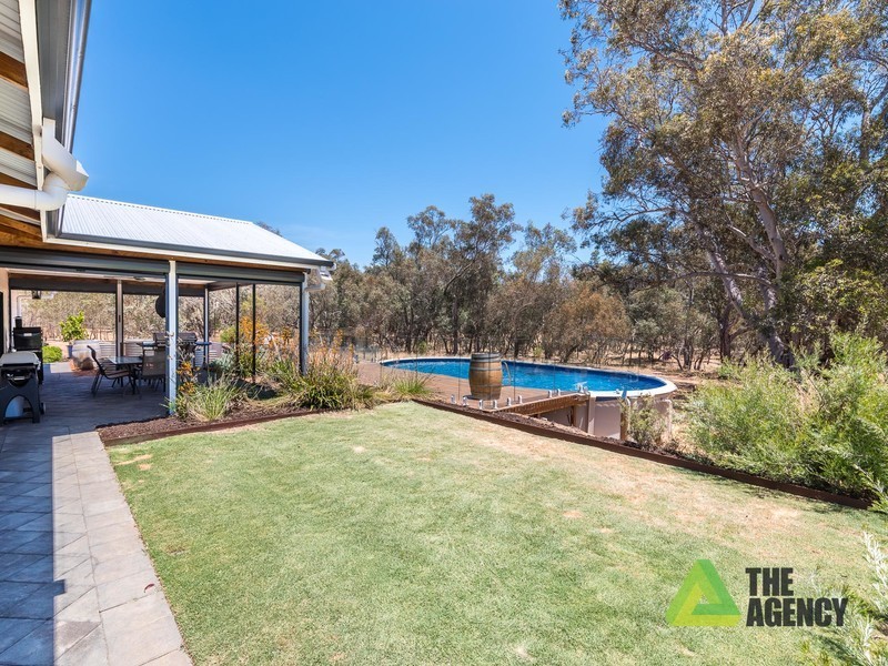 15 Refractory Road, Bakers Hill WA 6562